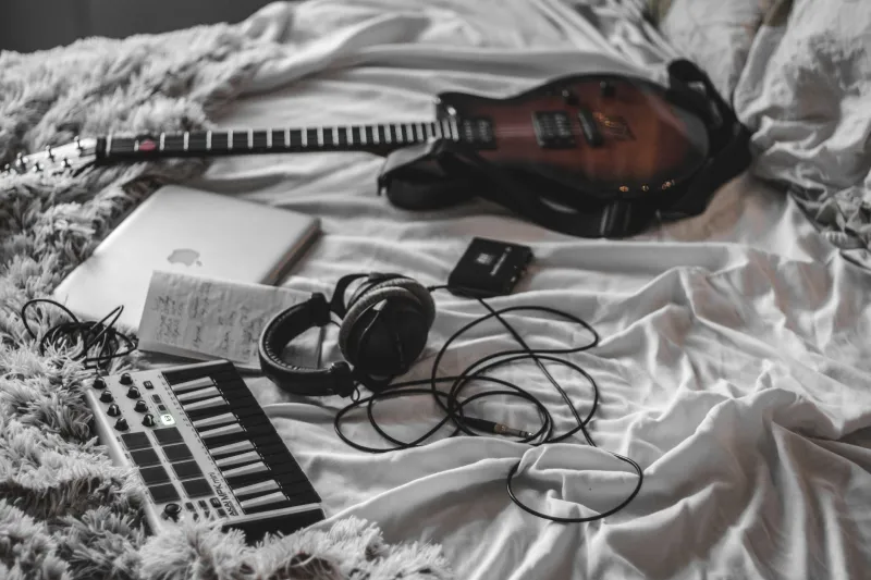 Four Walls, Infinite Tracks: How Bedroom Rockers Are Rendering Big Studios Irrelevant