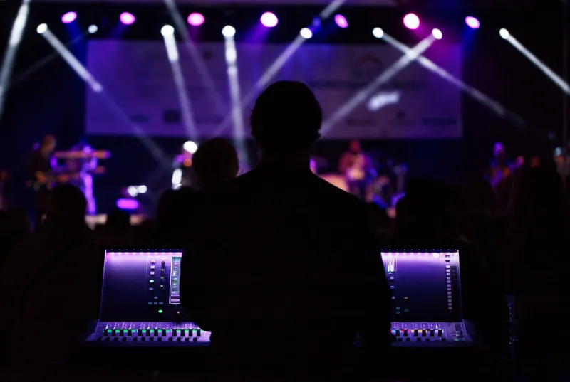 Turn It Down to Turn It Up: How Streaming Is Quietly Killing the Rock Live Experience